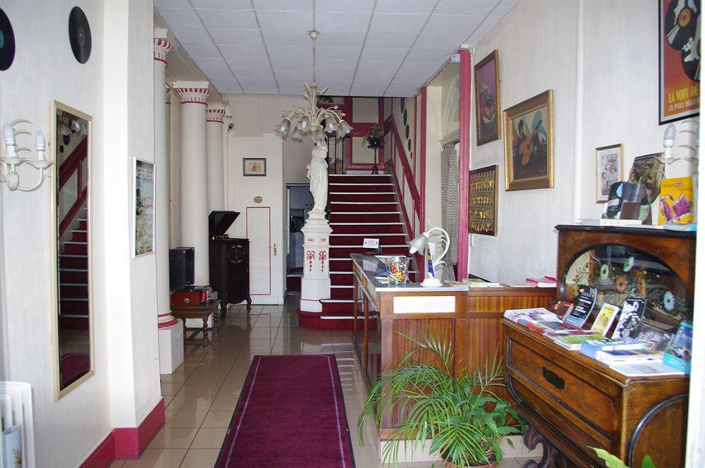 Hotel De La Paix 里摩日 外观 照片