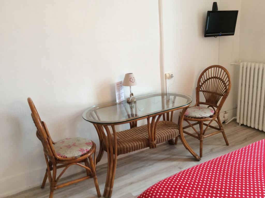 Hotel De La Paix 里摩日 外观 照片