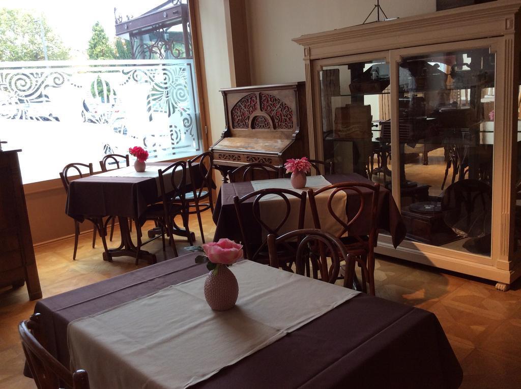 Hotel De La Paix 里摩日 外观 照片